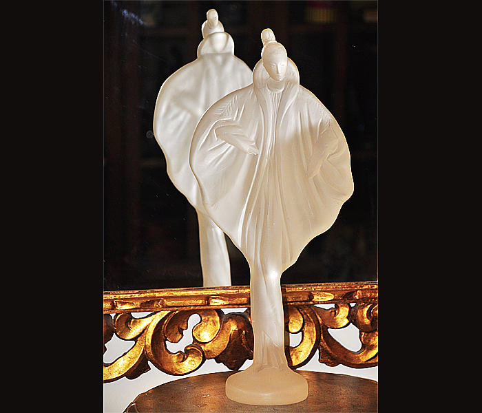 3328 acrylic statue style of erte