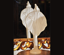 t3328 acrylic statue style of erte